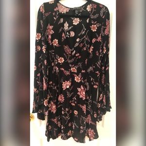 Forever 21 Bell Sleeve Dress